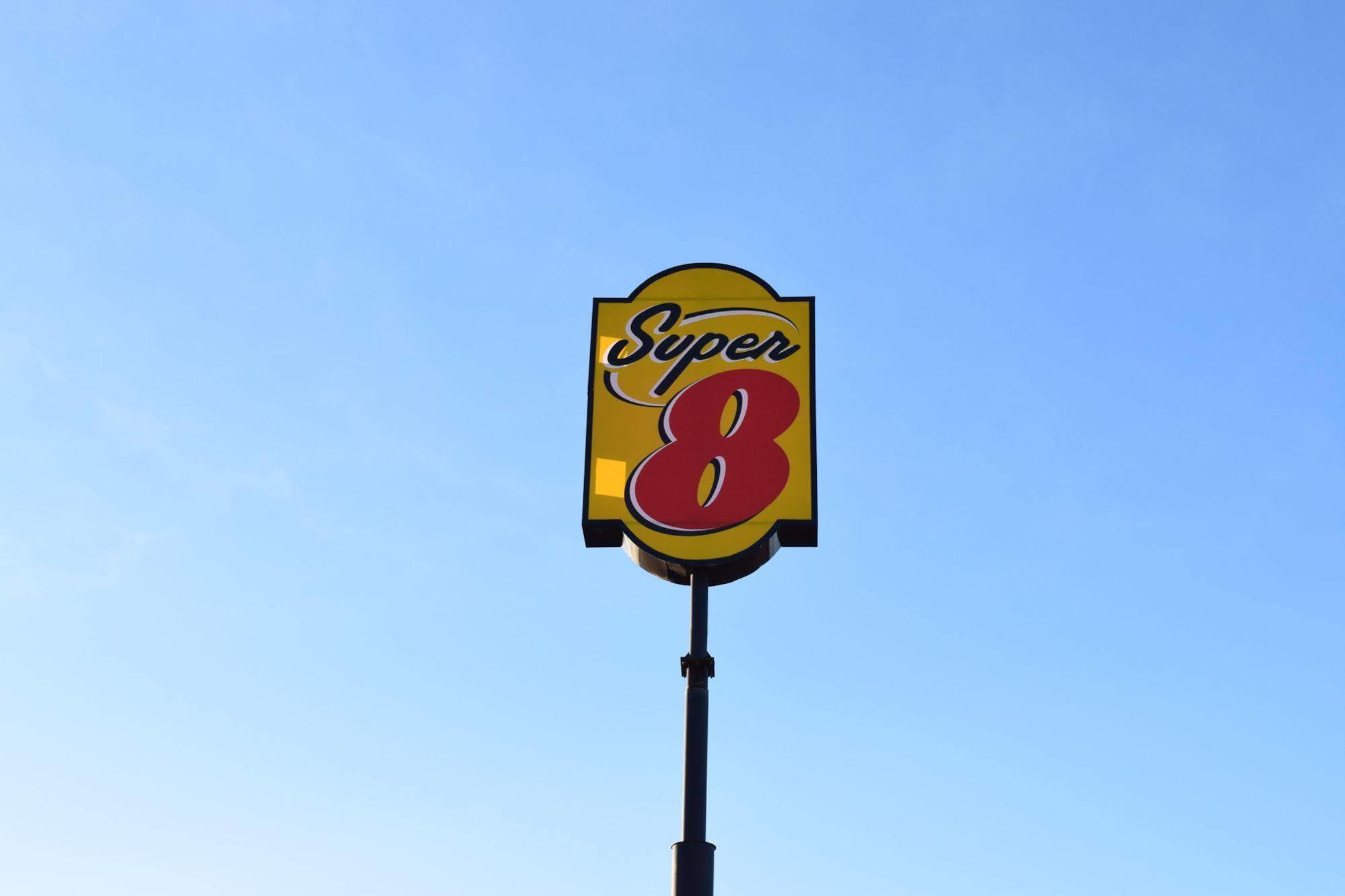 Super 8 By Wyndham Saginaw Motel Ngoại thất bức ảnh